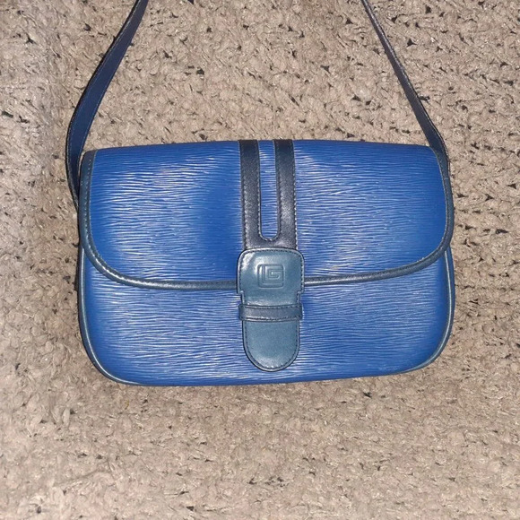 Vtg GUY LAROCHE-2 Tone Blue Textured Leather-Magnetic Flap-Cross/Shoulder Bag-EX - Picture 2 of 8